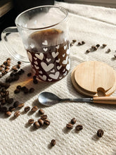 Charger l'image dans la galerie, Hearts Mug - Tasse Avec Coeurs