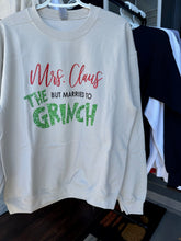 Charger l&#39;image dans la galerie, Mrs. Claus But Married To The Grinch
